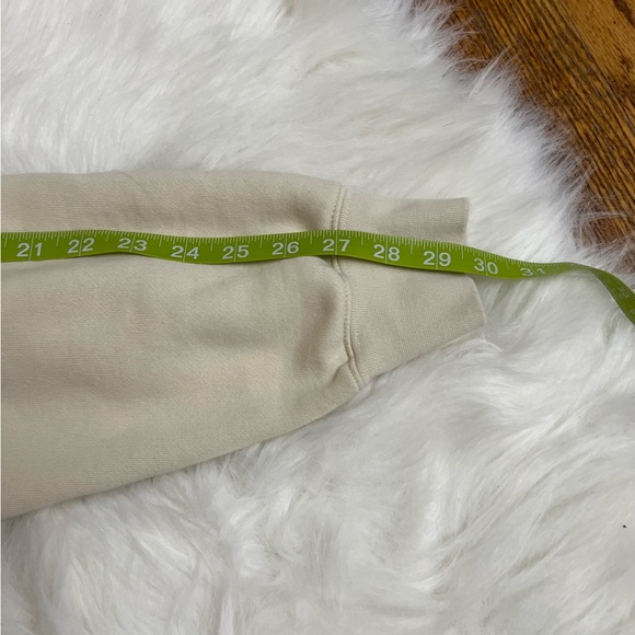 FEAR OF GOD ESSENTIALS
Off-White Crewneck Sweatshirt - Picture 6 of 11